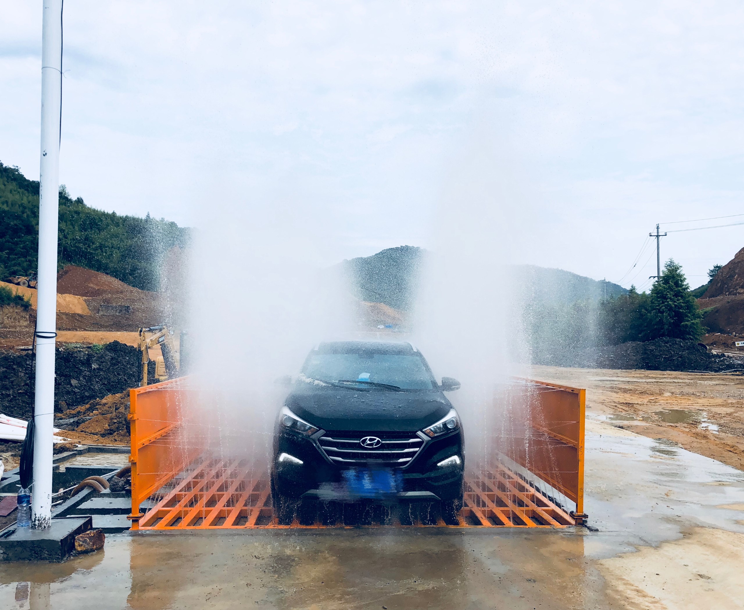 a5b359c3046f17ddfab9f6dbaa9ccda9.jpg 洗車池.jpg