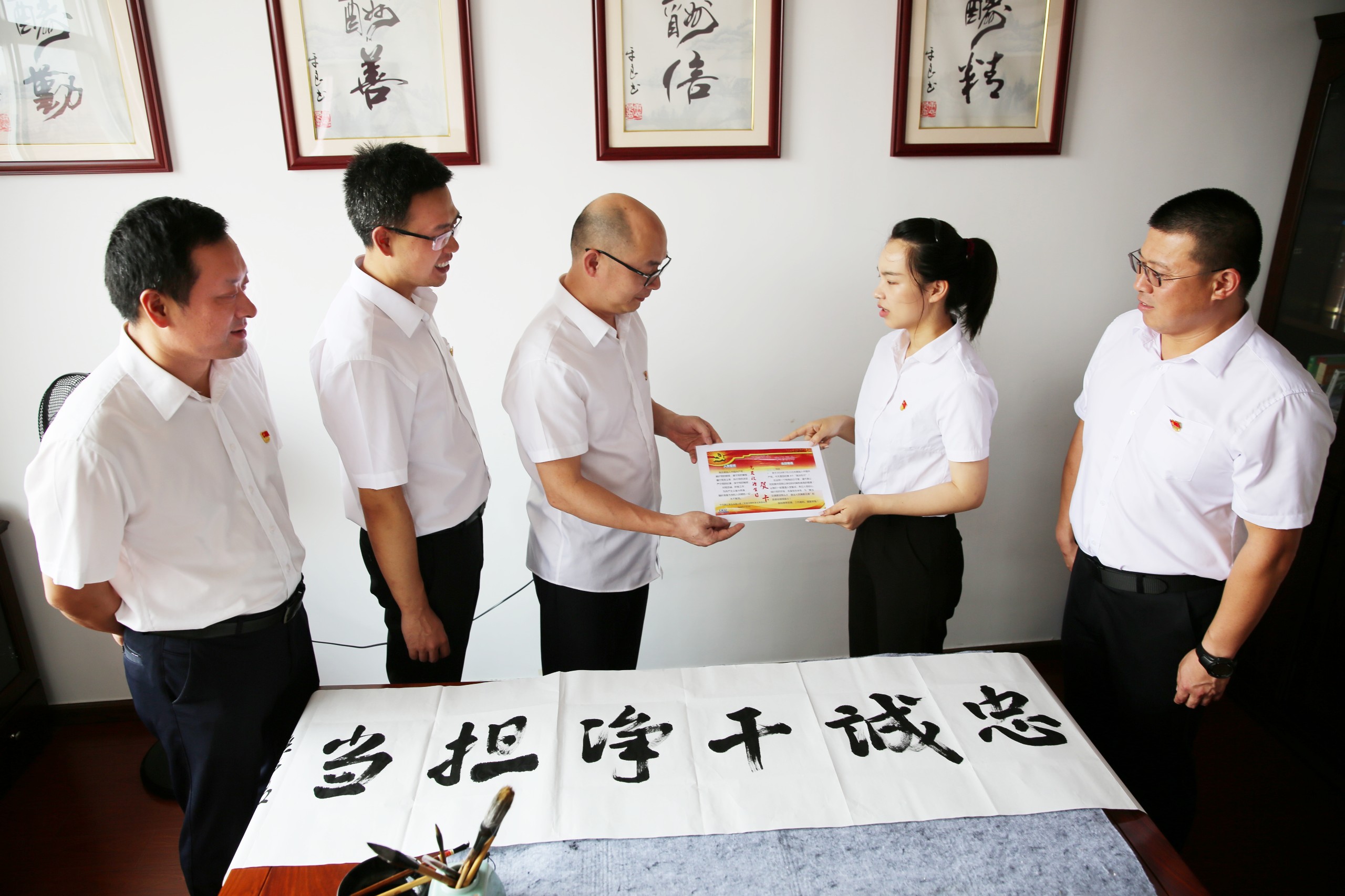 223b9c6cc8e197b61746f629423c861a.jpg 472A9652_副本.jpg