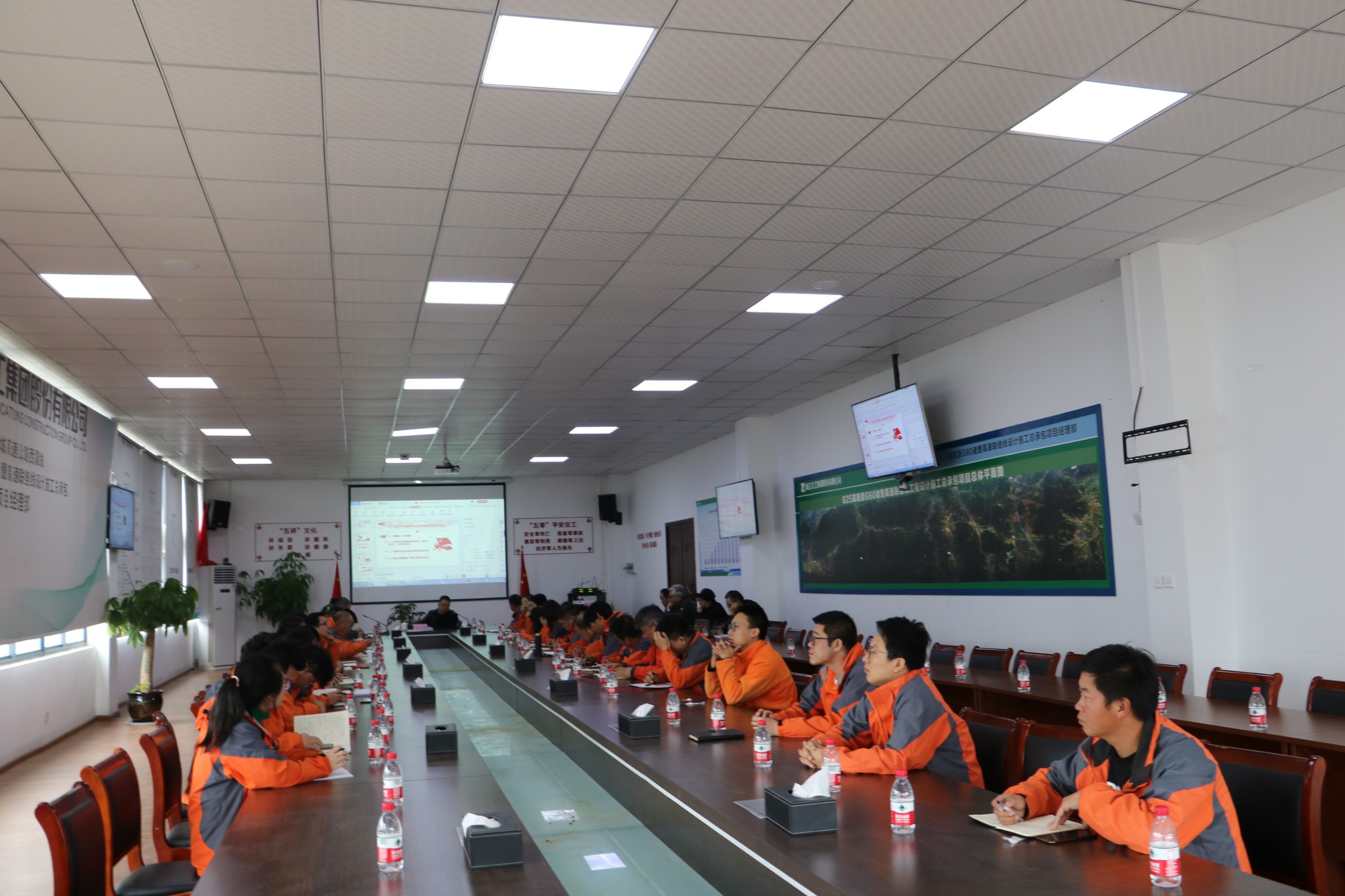 efe07a6e0482c7f3b2efb6e74da5bb12.jpg 微信圖片_20200103115059.jpg