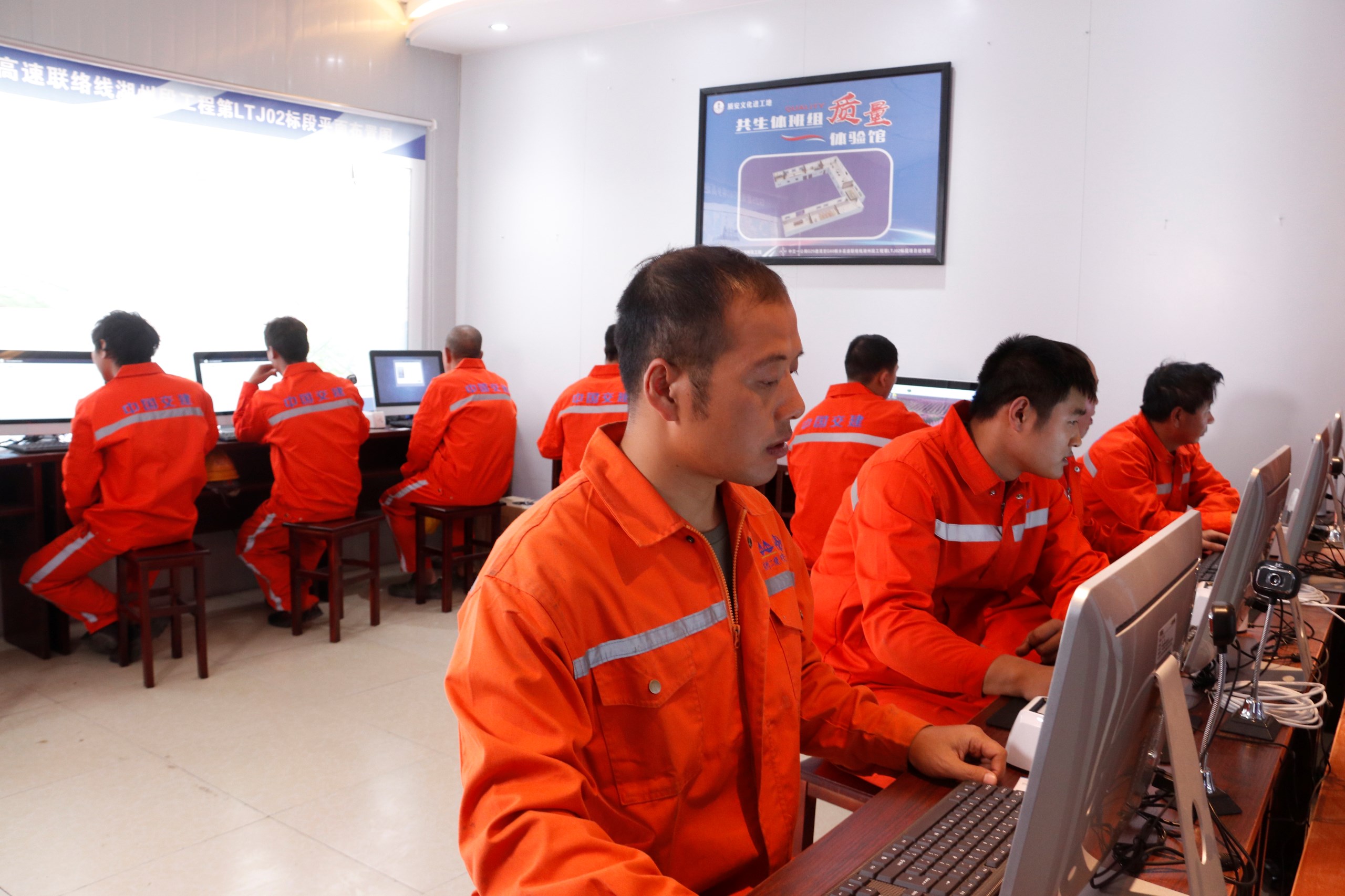 0ff9992bf8267cbe2d7b76bda9092535.jpg 班組考試 (3).JPG
