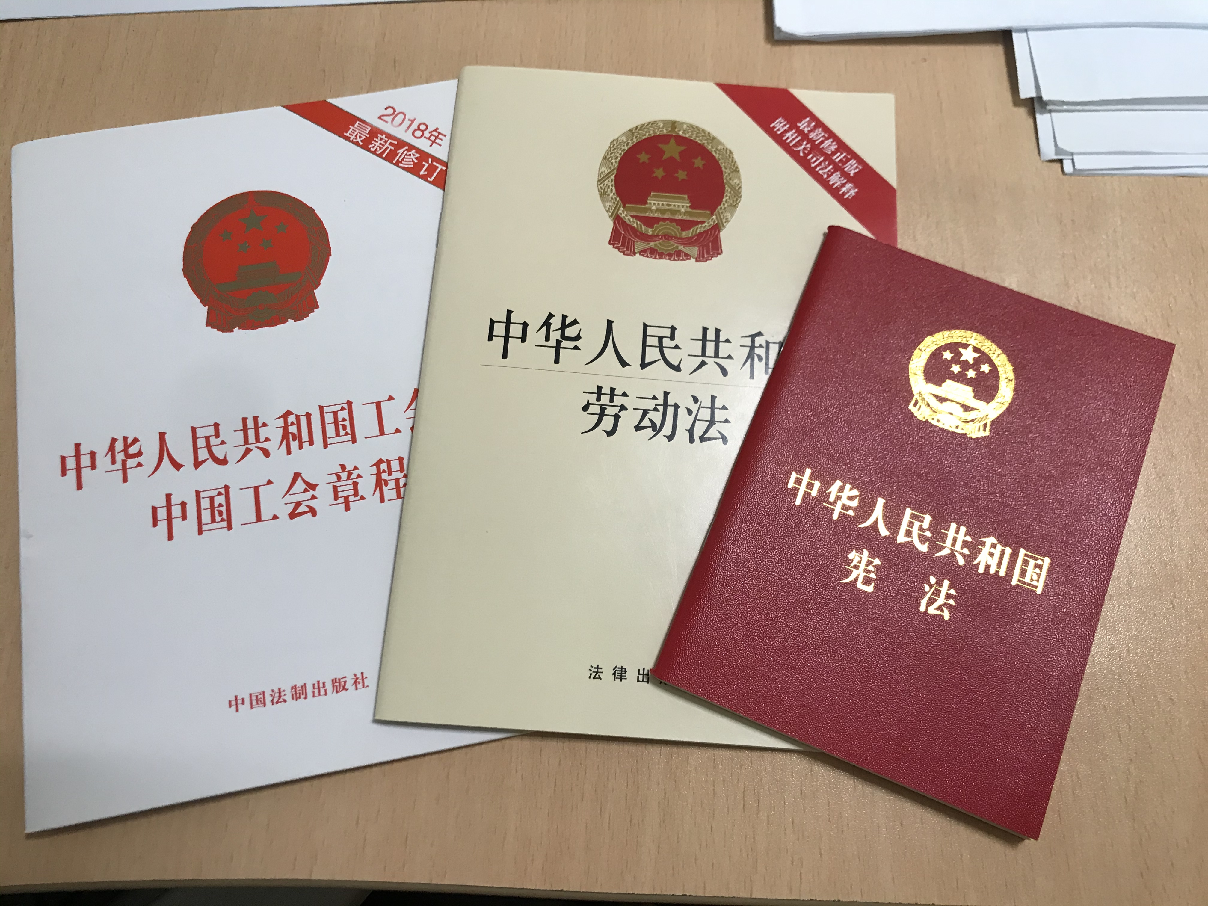 書籍發放.jpg