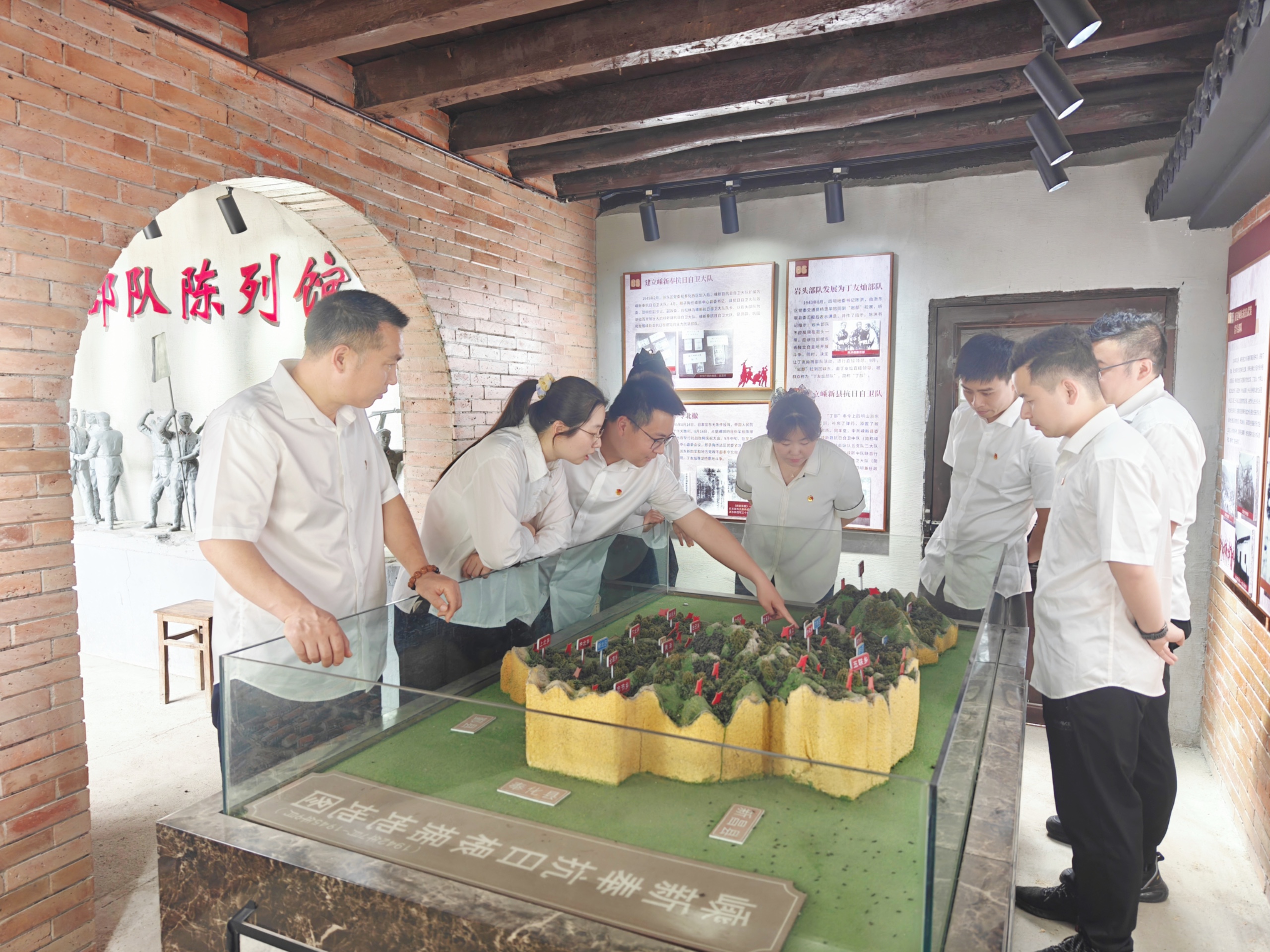 4-2.玄武巖板塊2.jpg