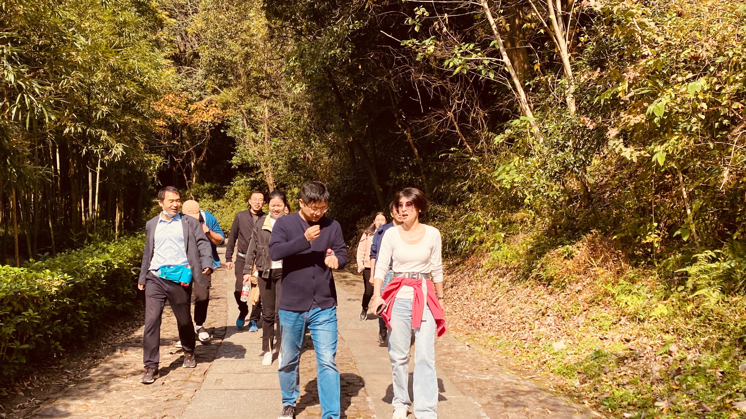 021af931e1ecdbe3e18a38c72cf44d06.jpg 毅行.jpg