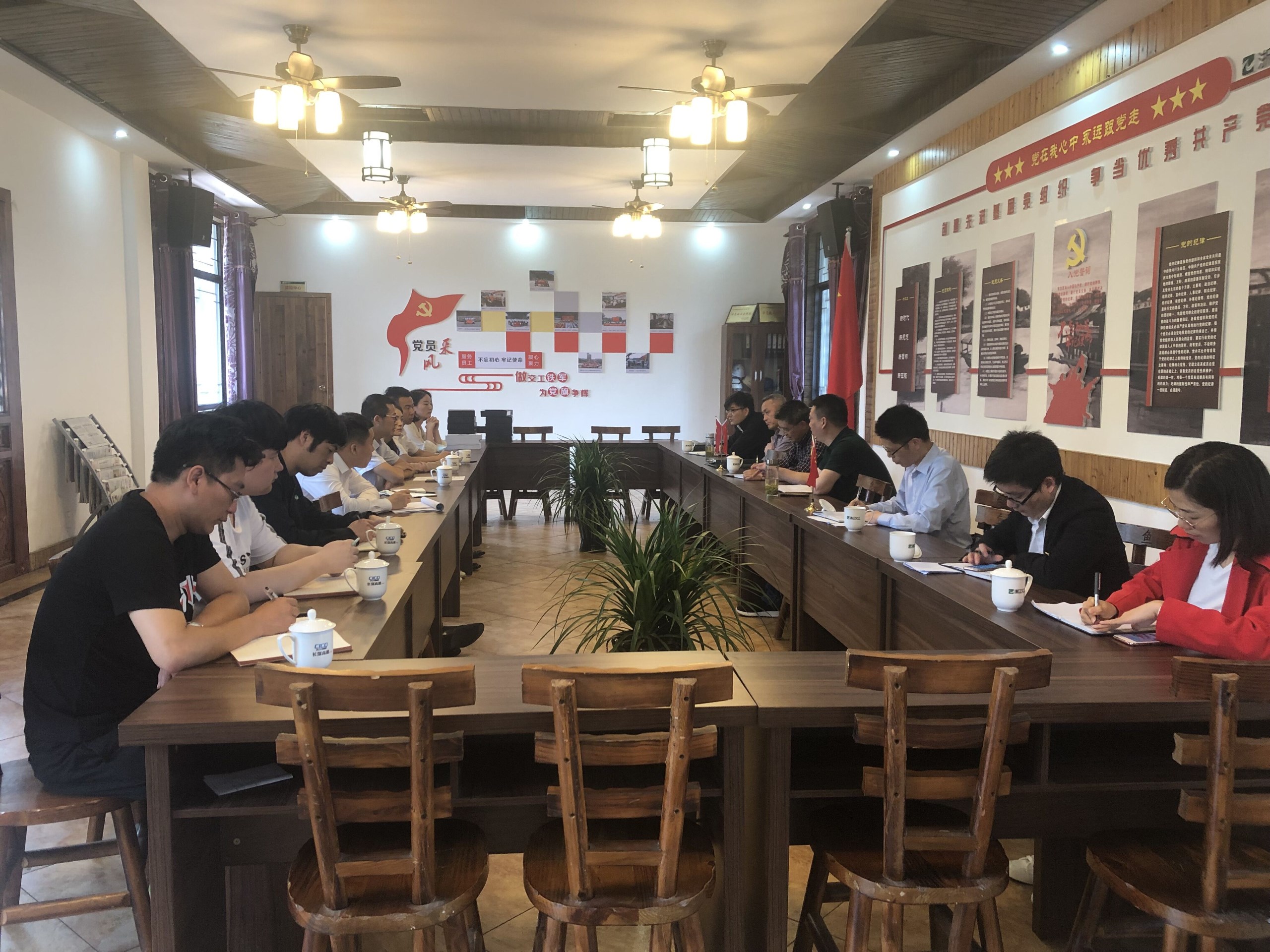 964095349acea570c8cdb655d95b97b0.jpg QQ圖片20190425193259.jpg