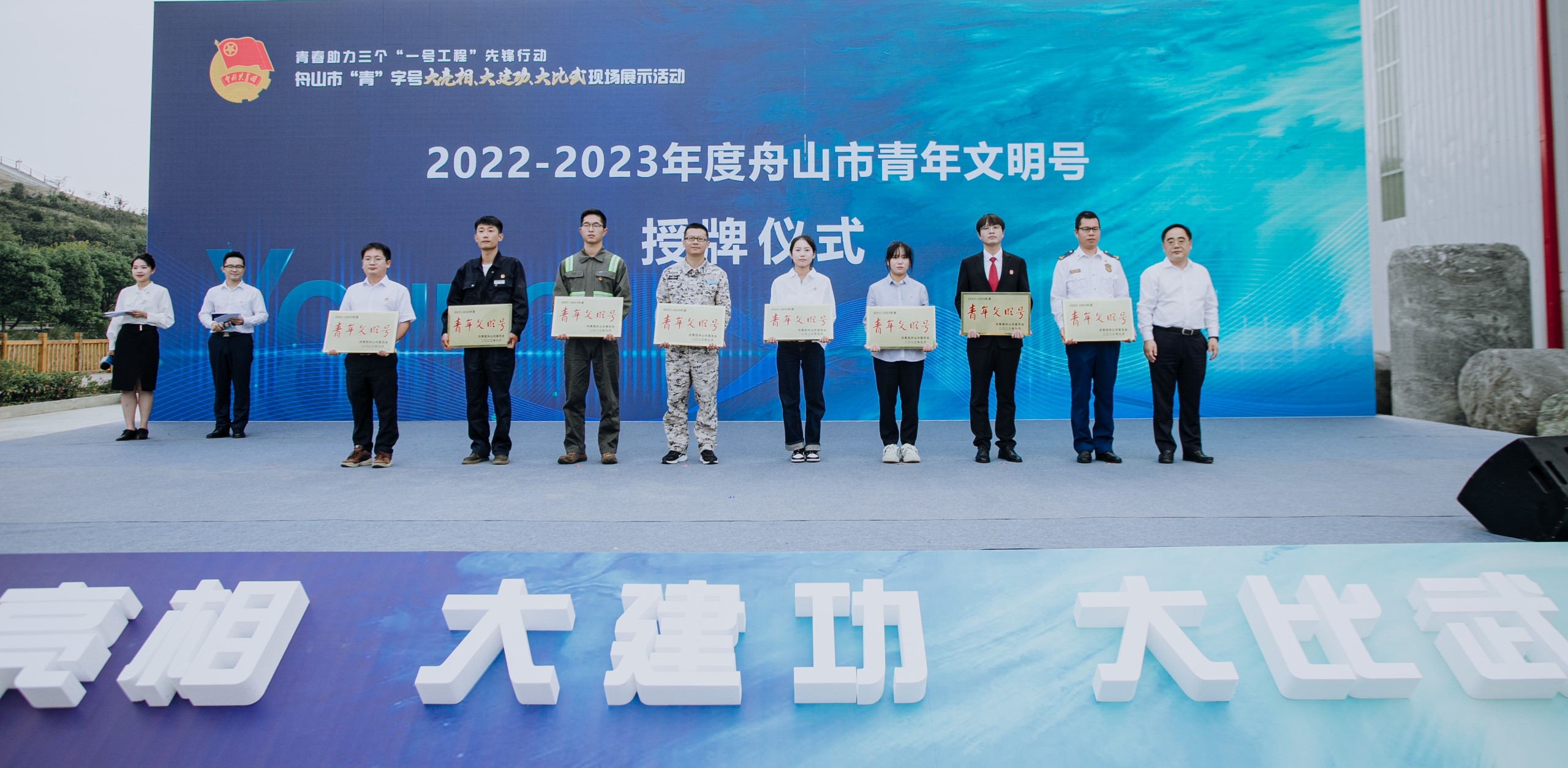 adf9288d4559cb8a4f13930c41bc56e.jpg