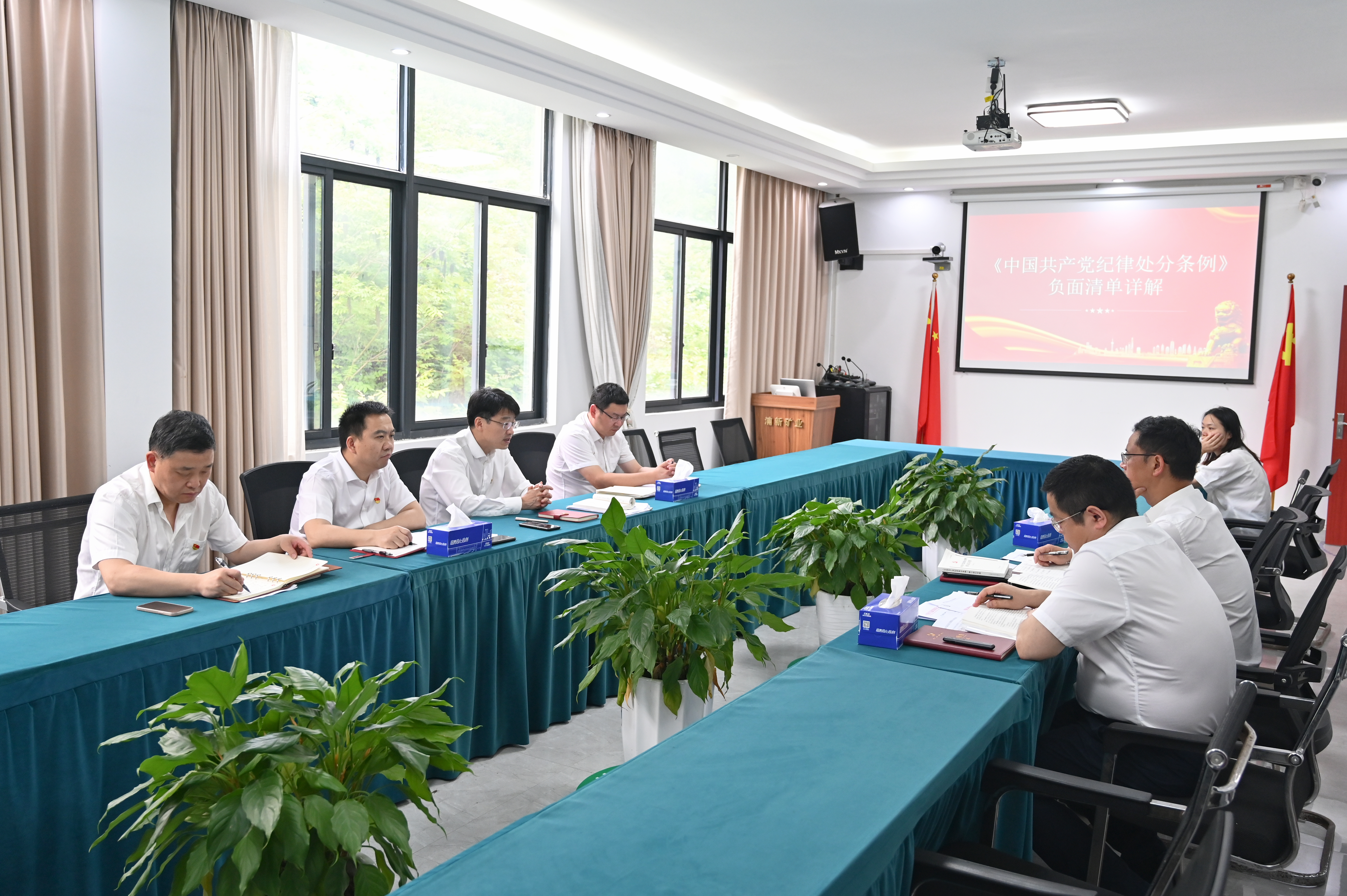 1cb8cac95ccb0e0992cf2684628a6f1a.jpg