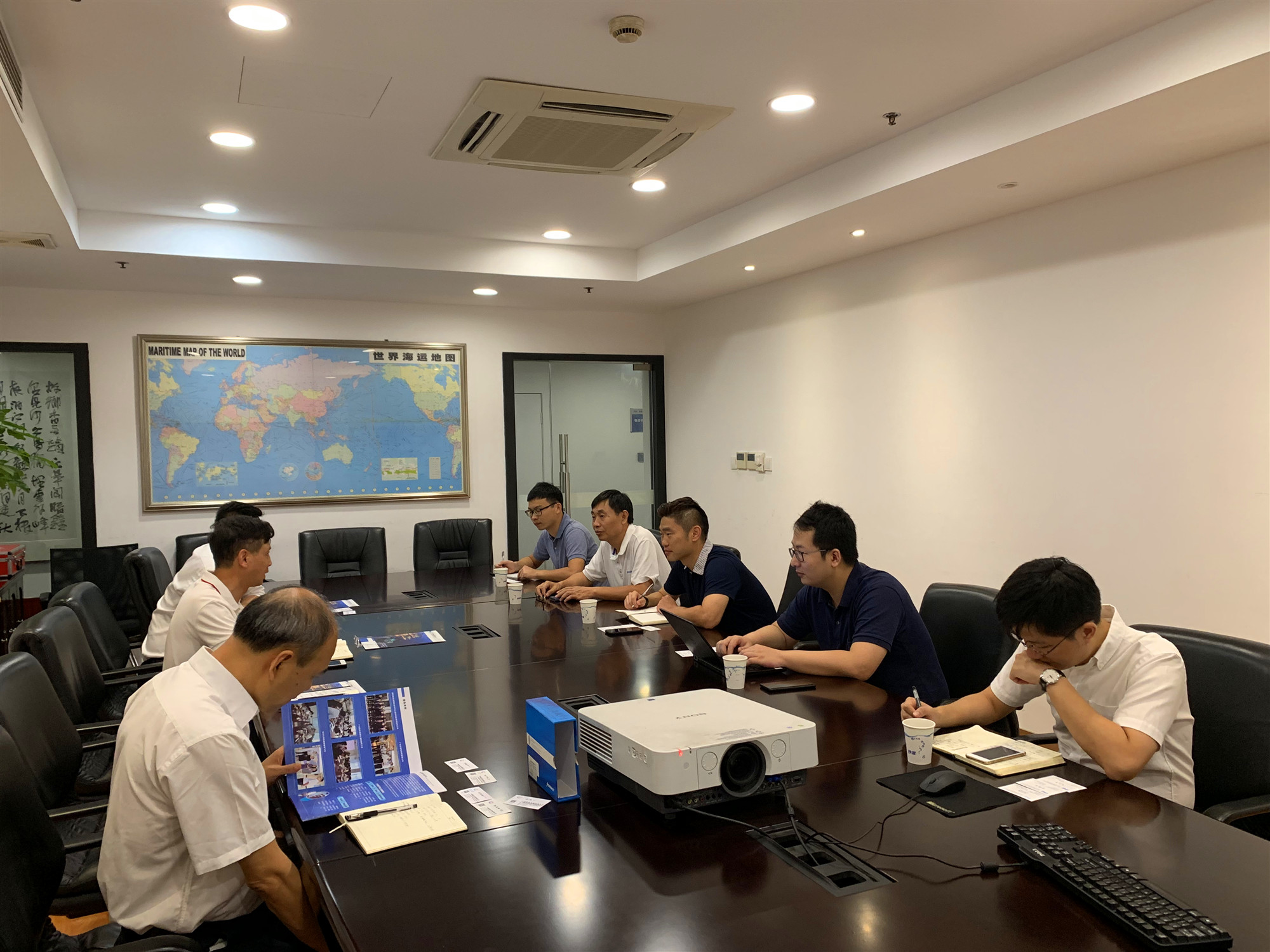 接待廣州航交所2.jpg