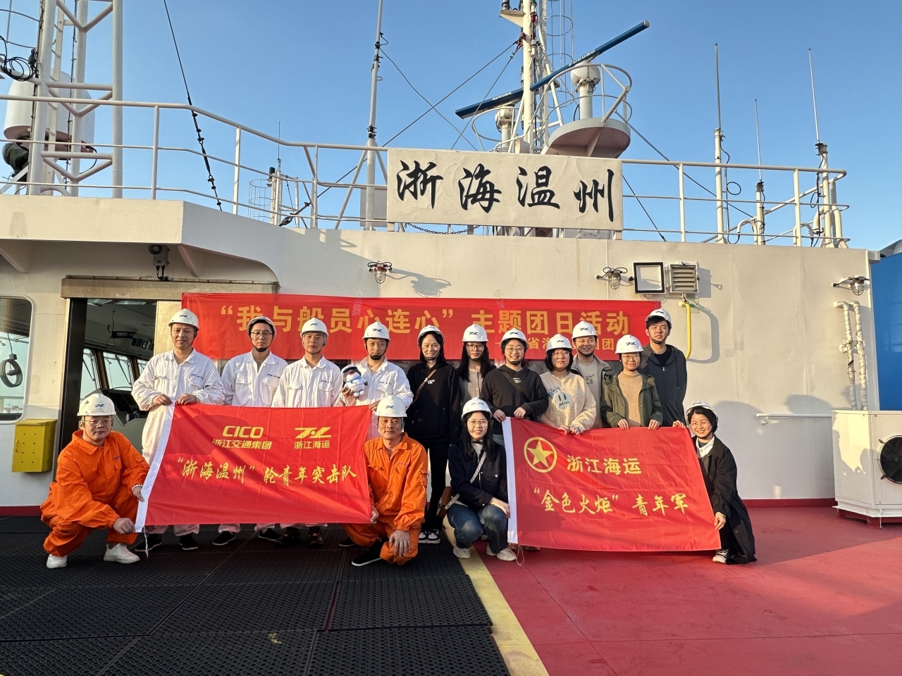 合影1.jpg