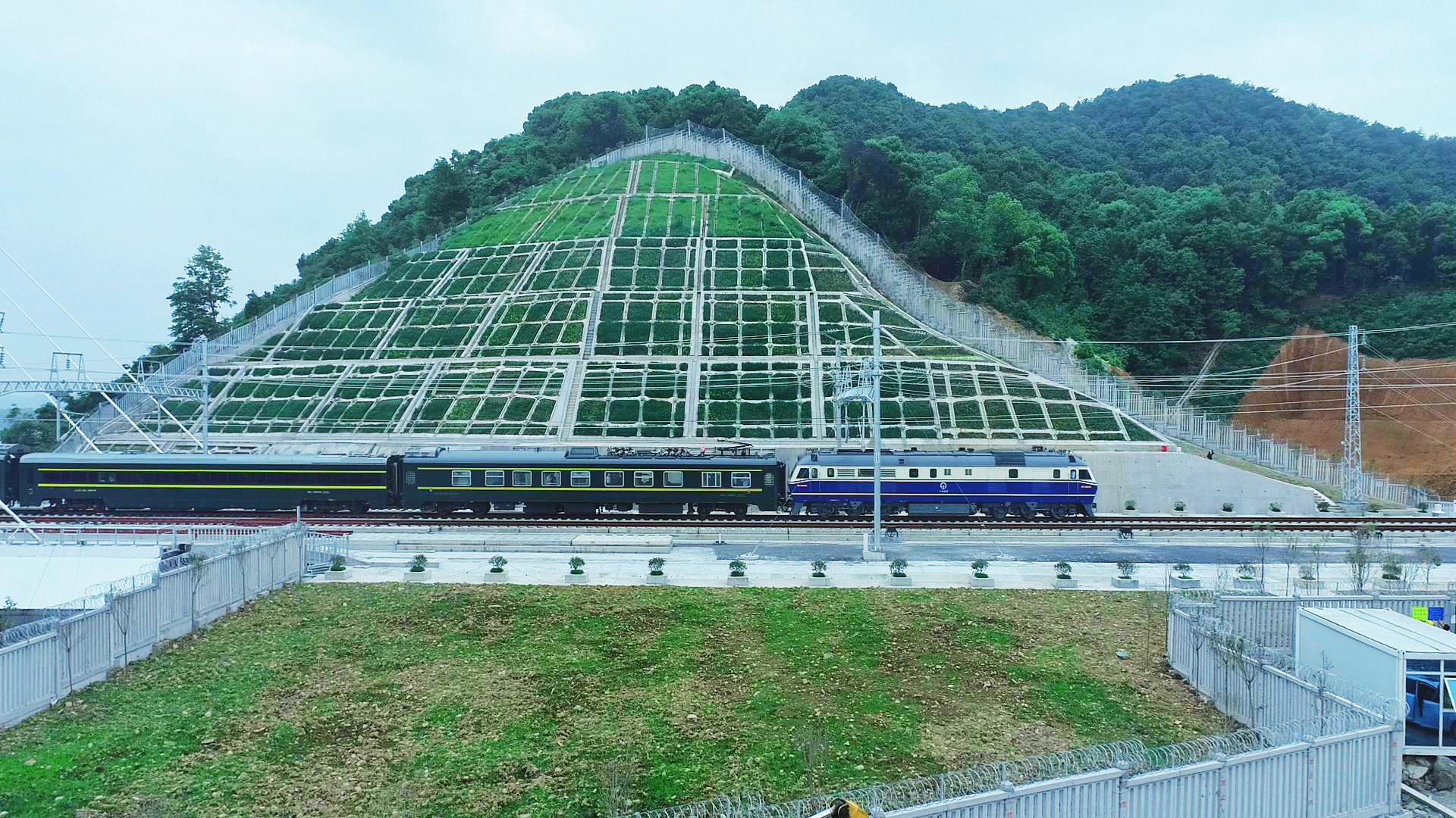 9202dbe708fbd54b93f1368c046e37bf.jpg 微信圖片_20220428153614.jpg