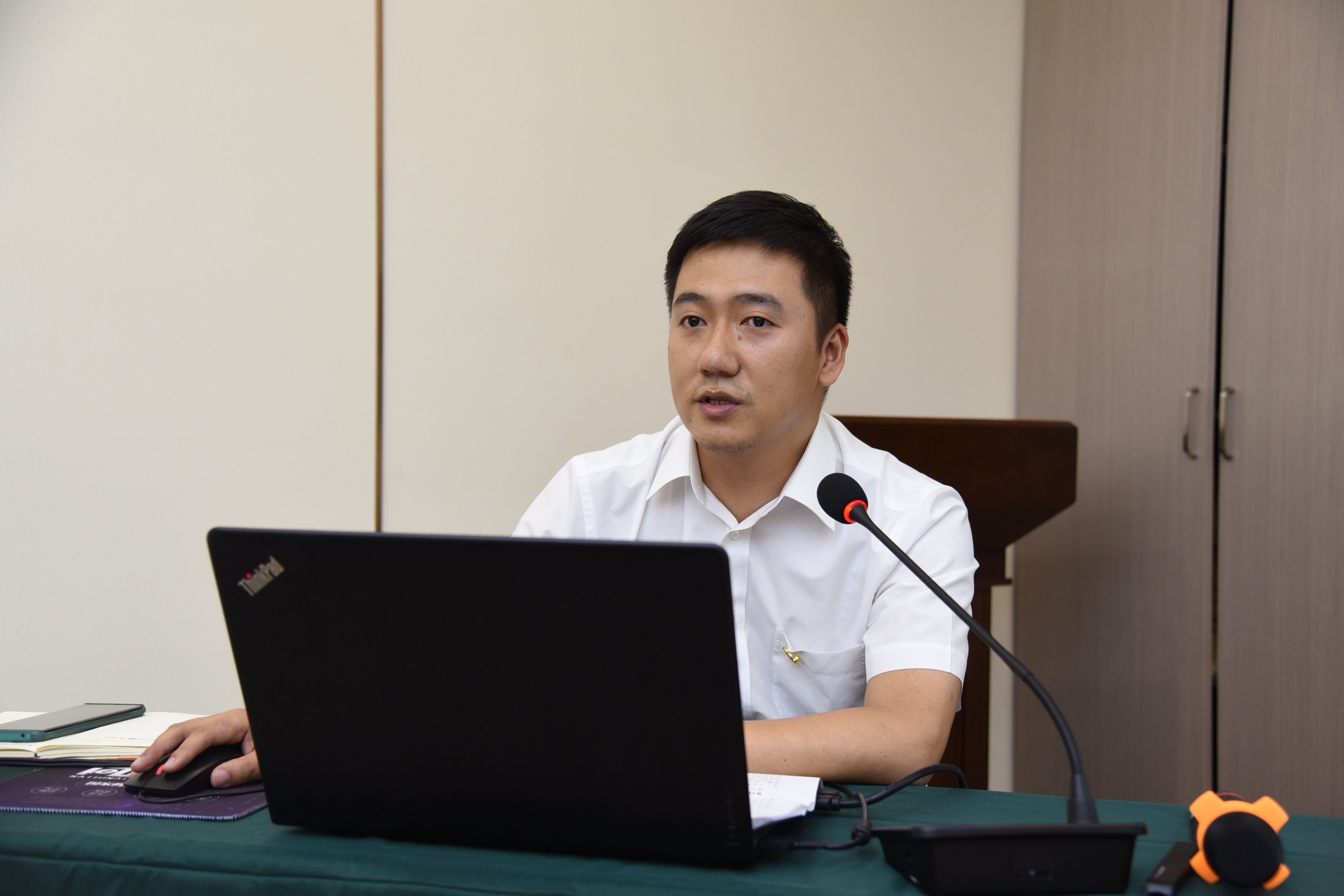 71e53c4df6cecb7bd6aa8cfc5ac9bf5b.jpg 王煒1.JPG