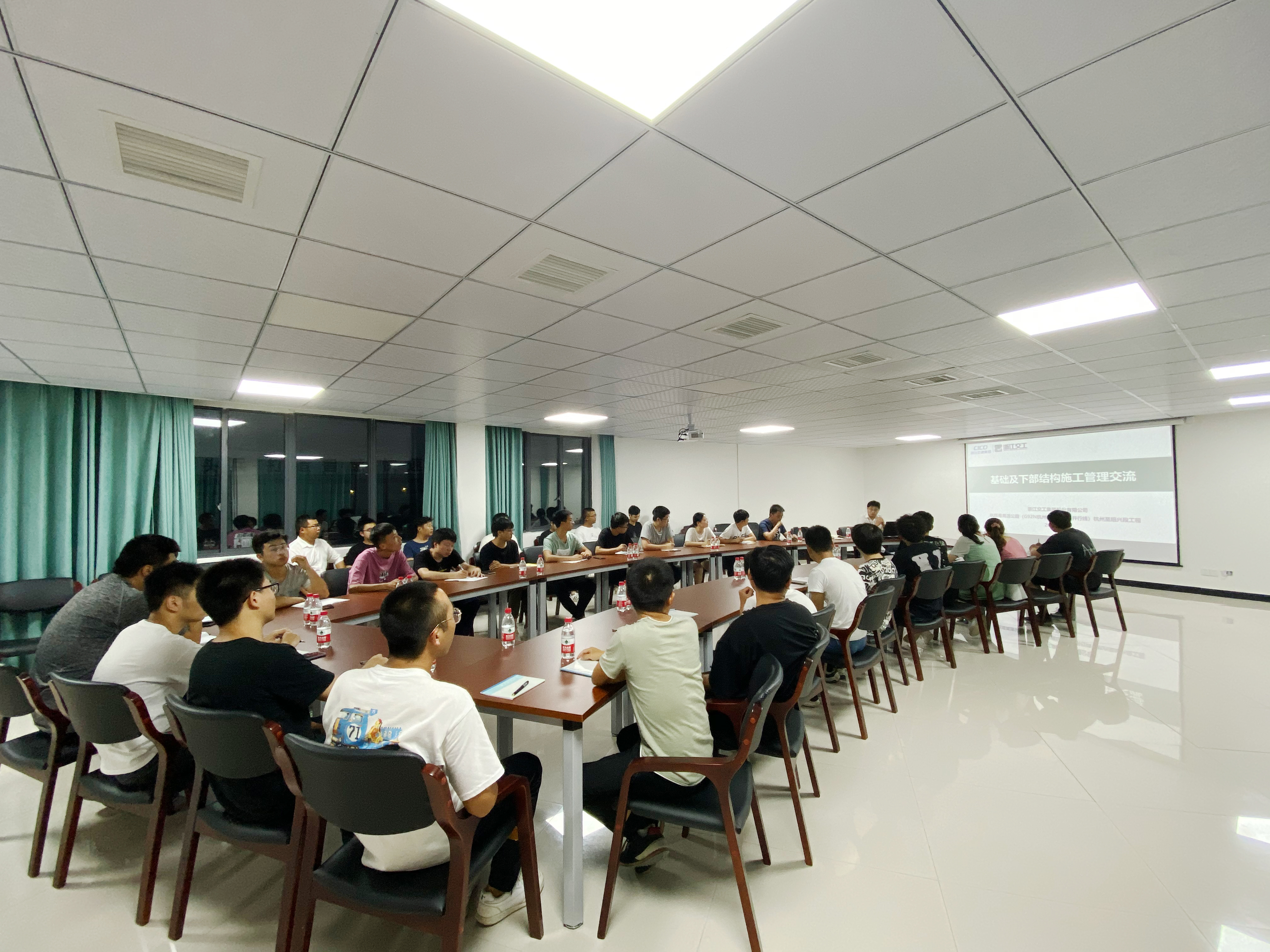 a177ab73ce4eb1bb4701eca4bae429e0.jpg a177ab73ce4eb1bb4701eca4bae429e0.jpg