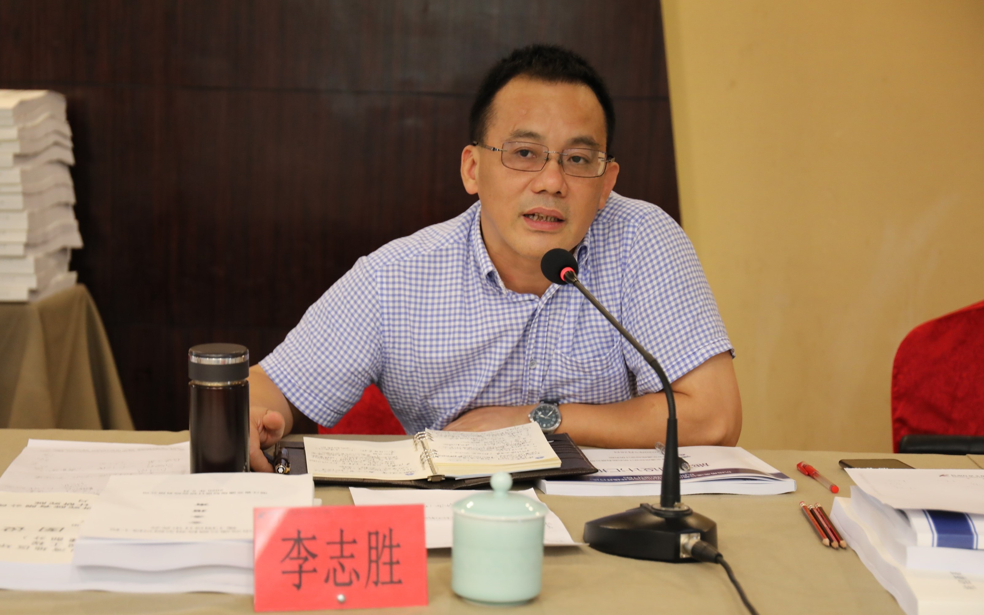 cebeb4c2e45d99e10a482fc9b529dd1f.jpg 李志勝.jpg