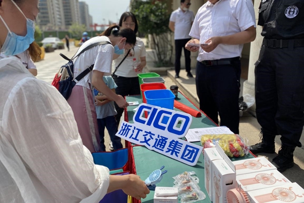 活動現場3.jpg