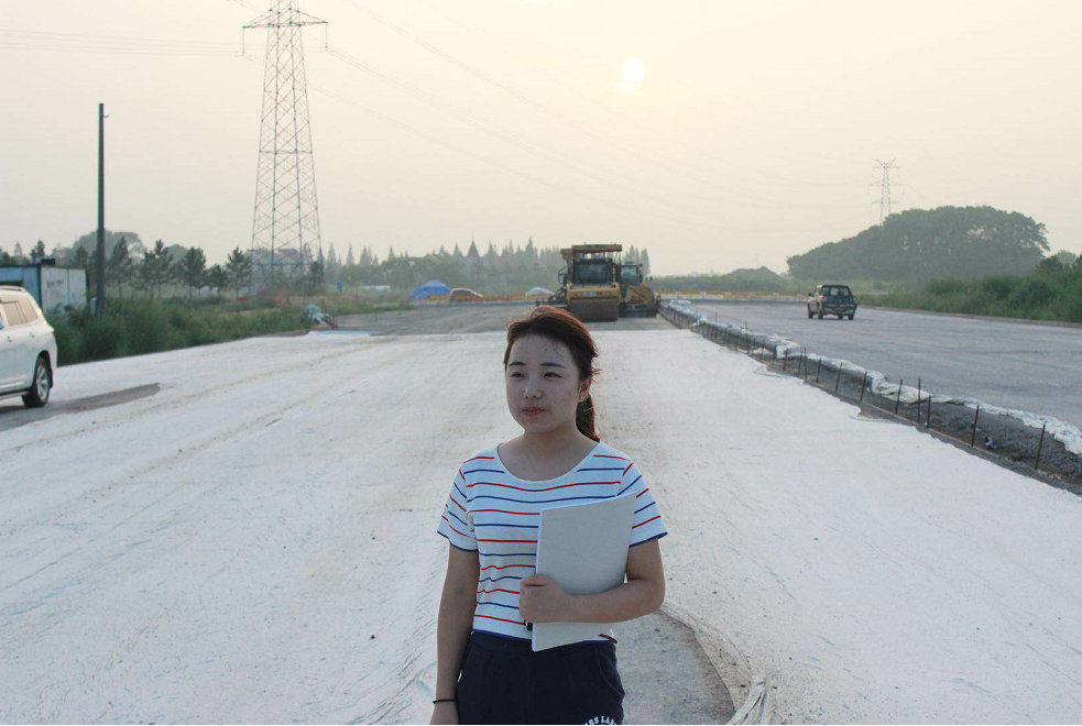 af86ec390e04e16313e671075d54f516.png 人物一:劉暢.png