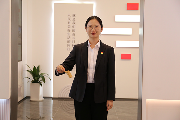 潘貞如.png
