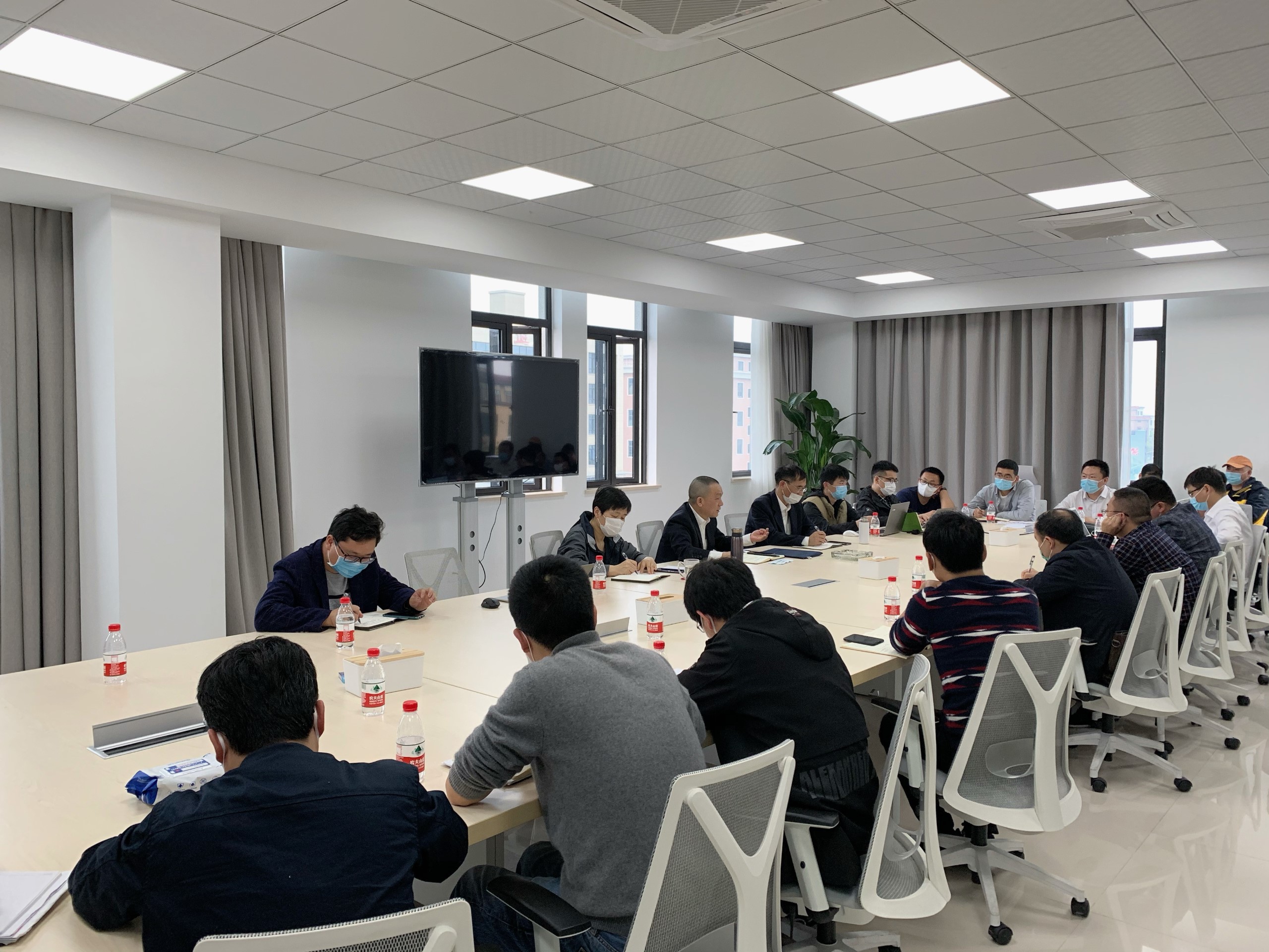 450c45345898054469e7474bcecf86be.jpg 先行用地專題會議.JPG