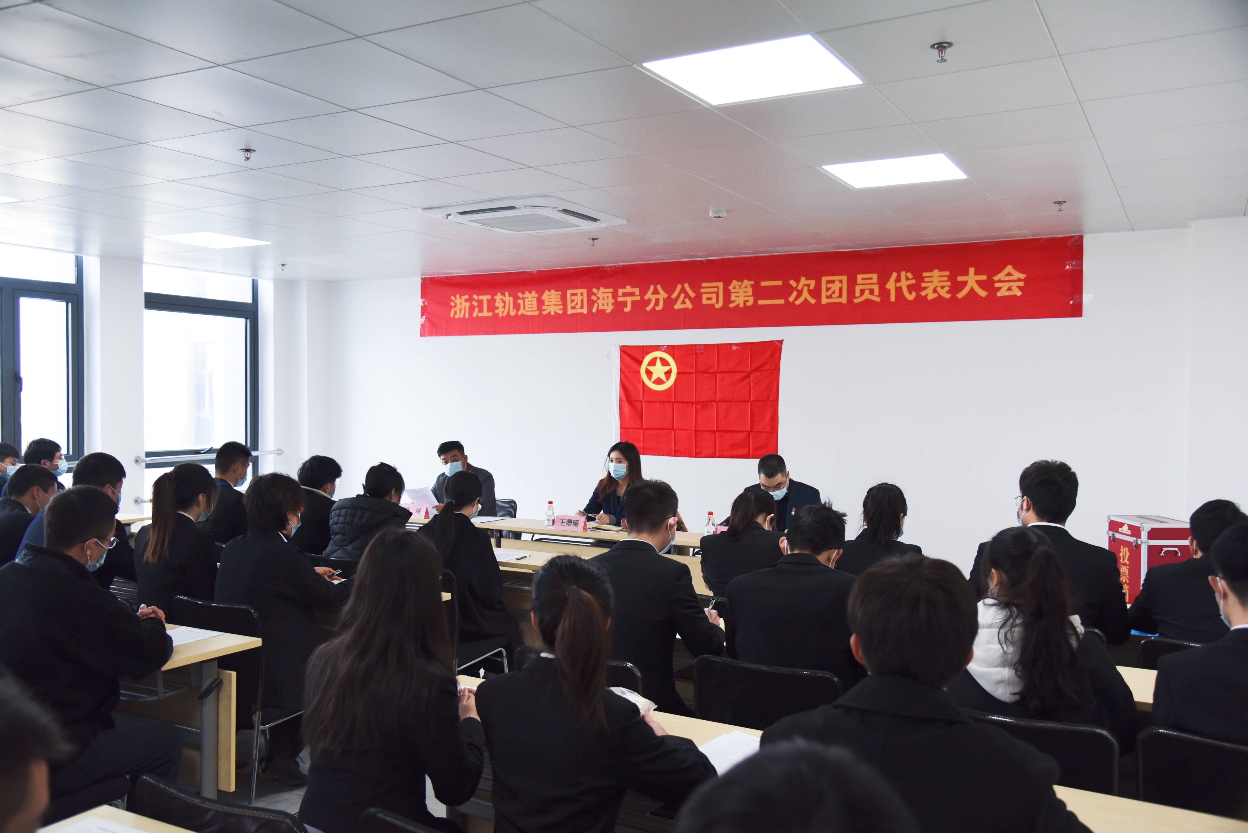 王珊珊.jpg