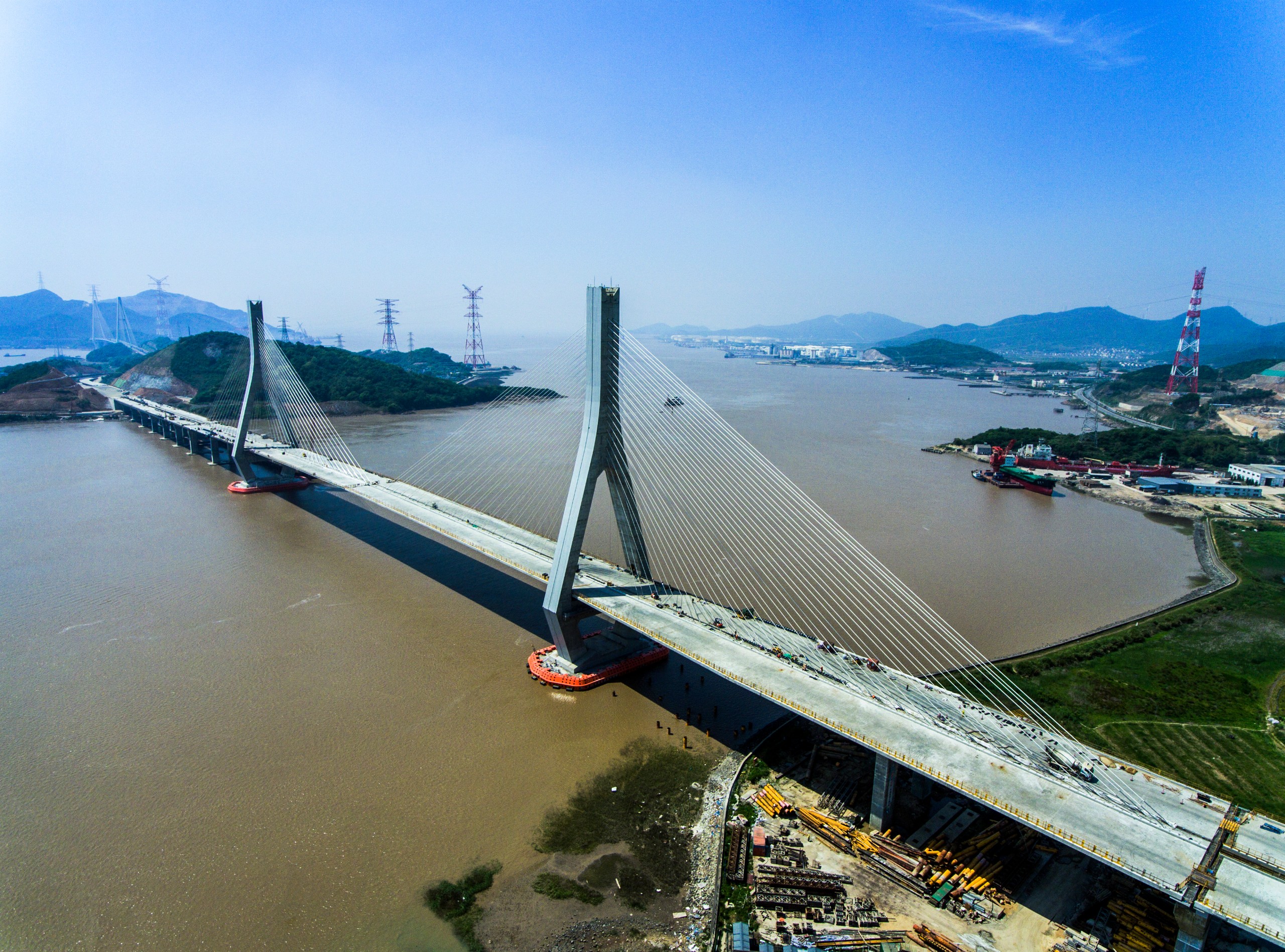 在建的球探体育比分即时足球比分直播全景.jpg