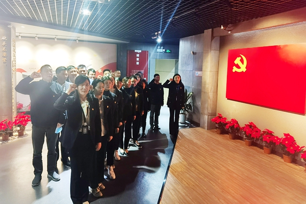 e9a3524d2af1fc8df15b6c78390b390_副本.jpg