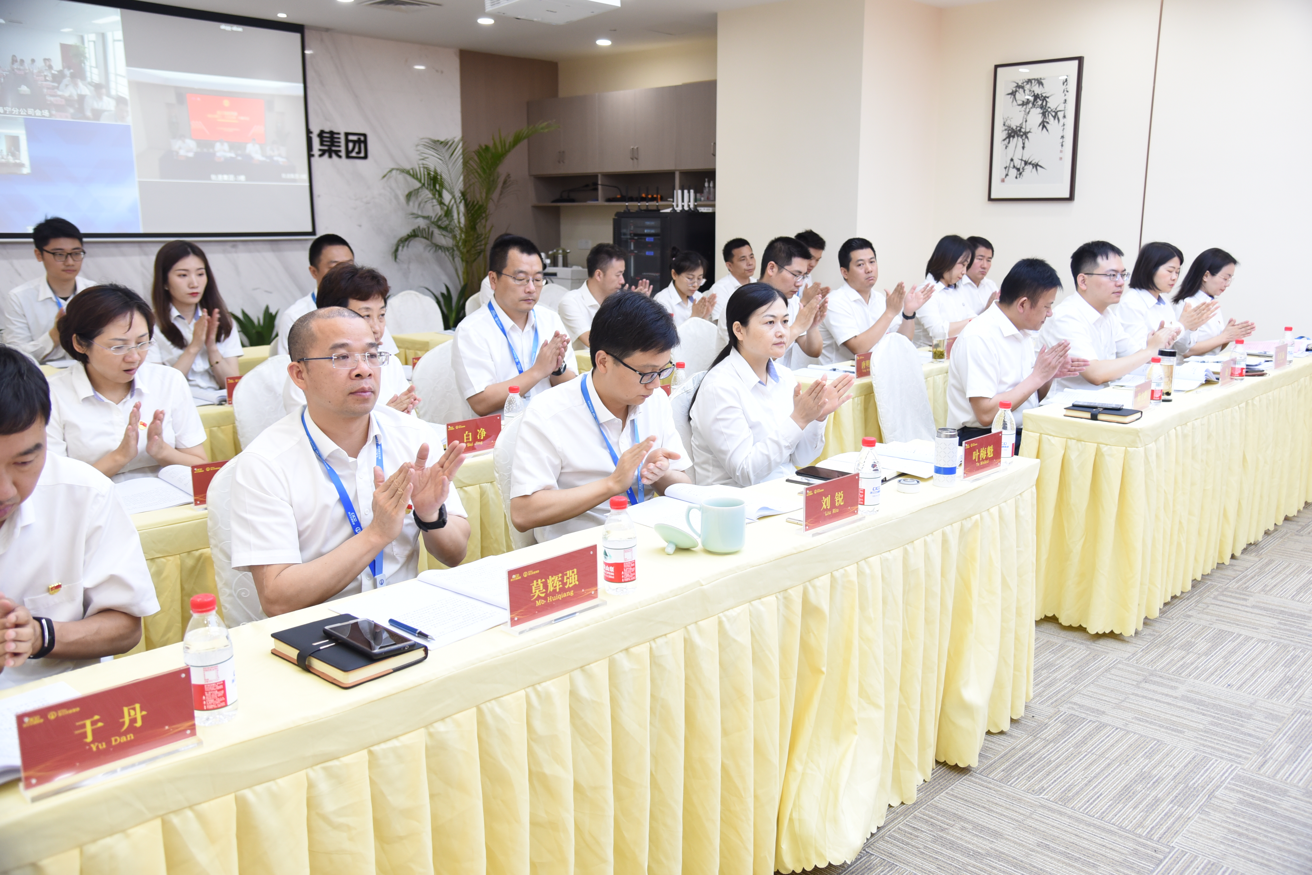 c3dc1666e0262bcc582a72b95b027a44.jpg DSC_5872.JPG