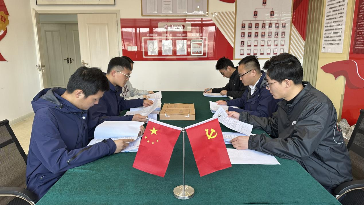 1676a8afc516ca78ecdf0cffde0b649e.png 圖片三.png