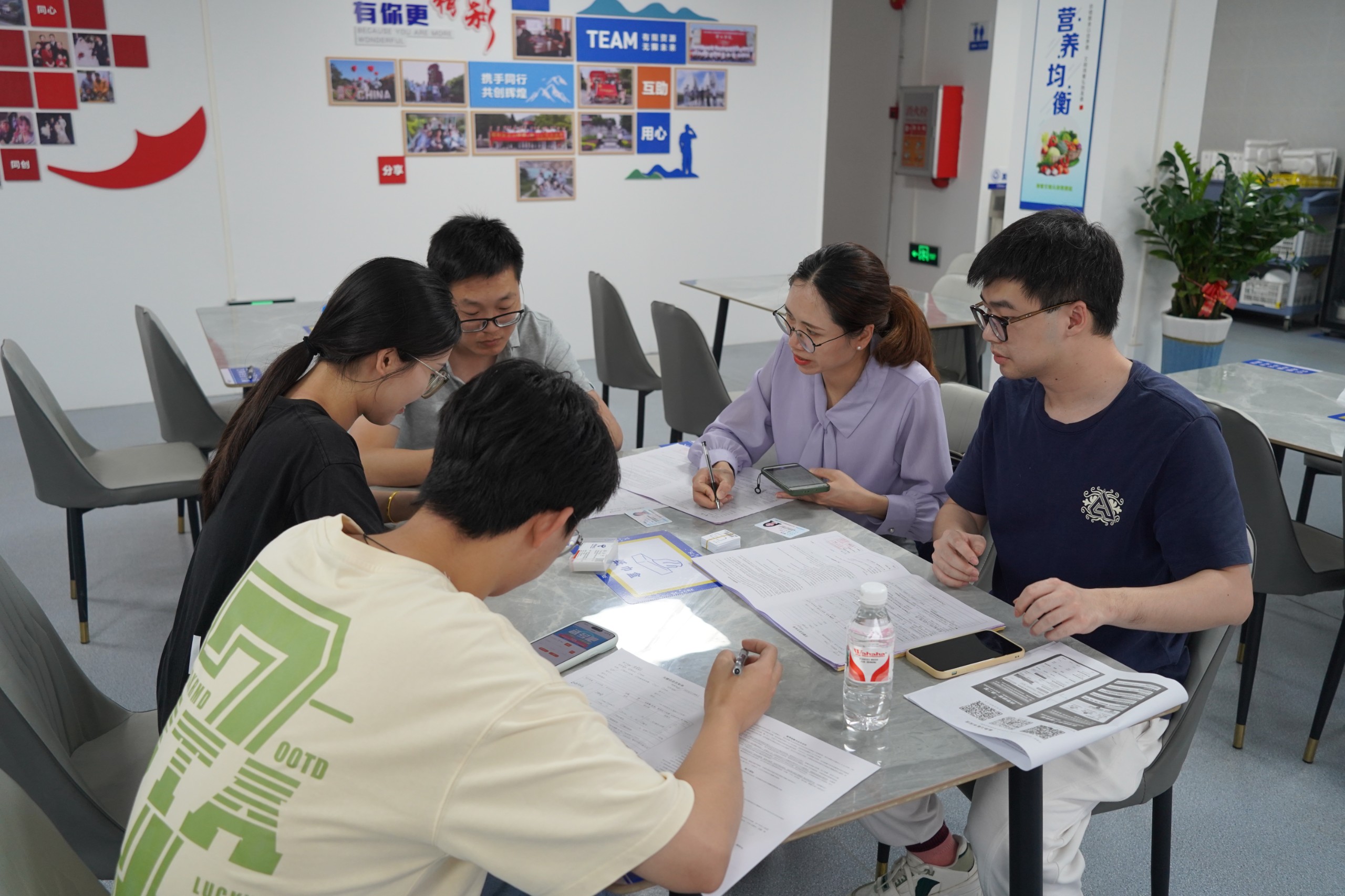 d3e572949cf3bfa12cc606ac53d129c7.jpg 8d61a842f218d6c826ed22ba069b4eb.jpg
