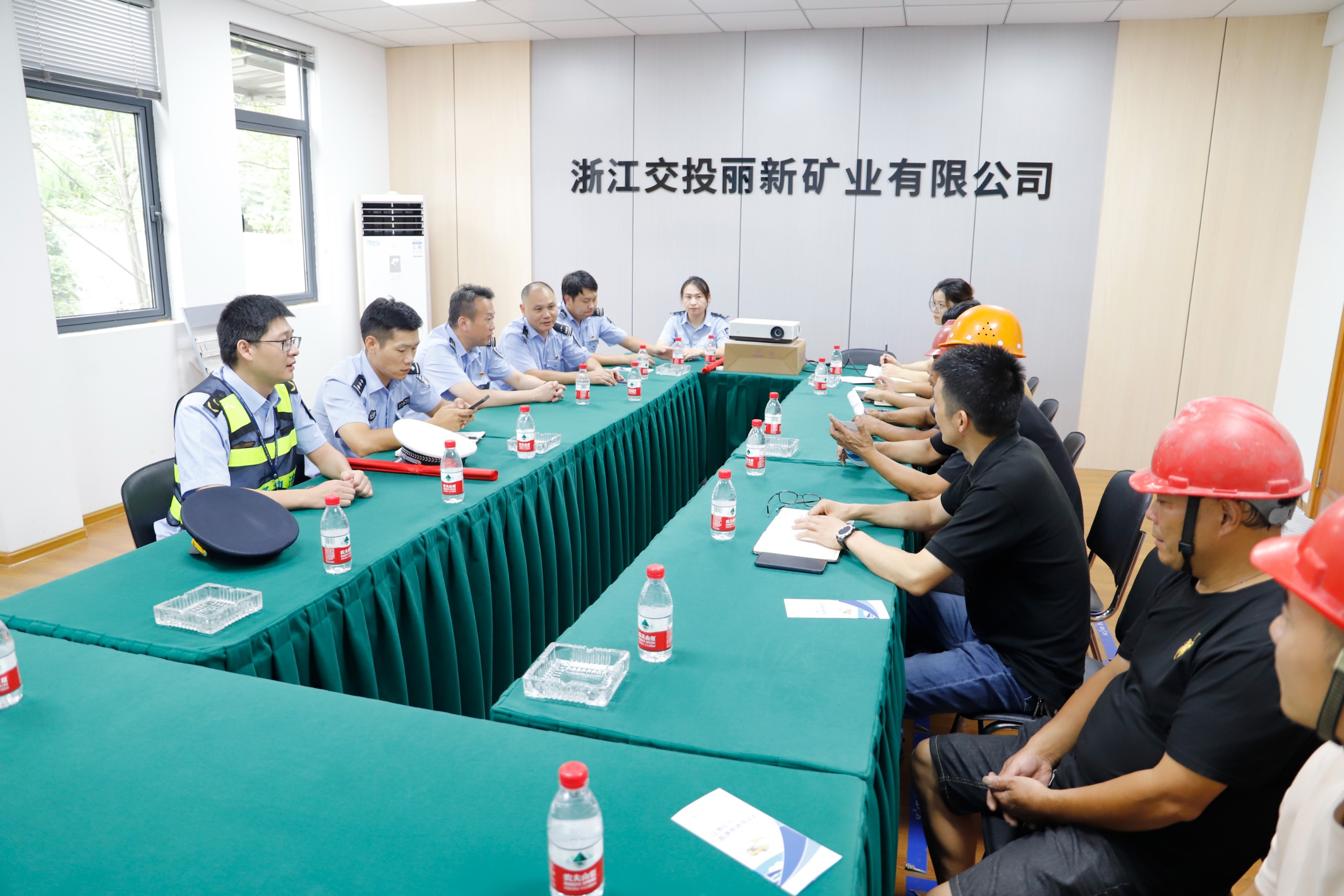 麗新路警聯合.jpg