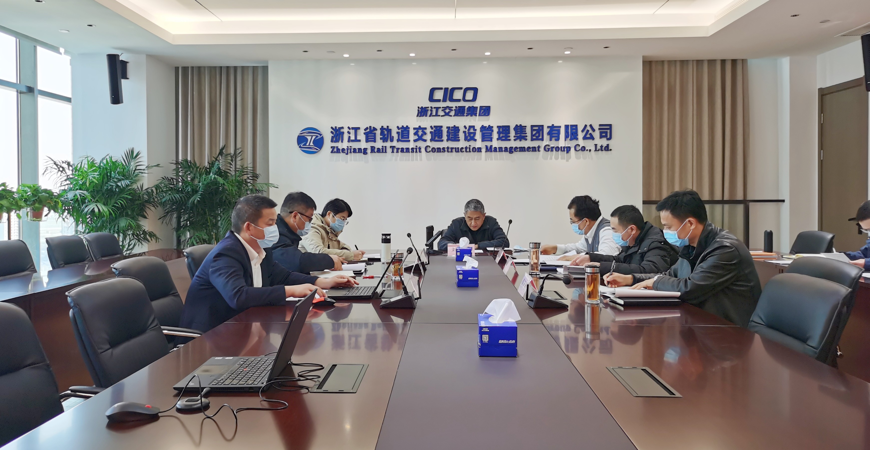 acbde8a599e8c76f6fb87b96c053c18.jpg